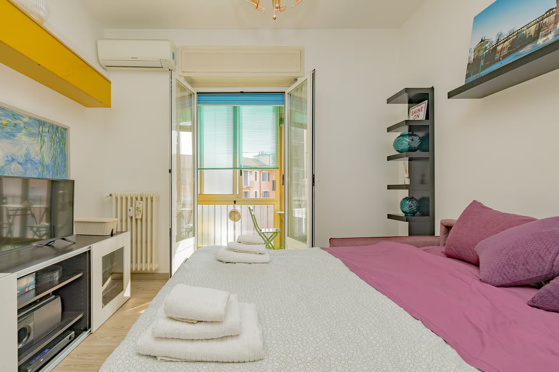 Casa luminosa e accogliente con balcone — Centro